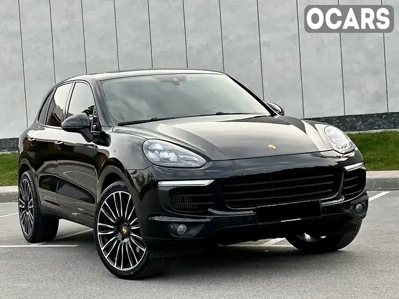 Внедорожник / Кроссовер Porsche Cayenne 2015 3.6 л. Автомат обл. Киевская, Киев - Фото 1/21