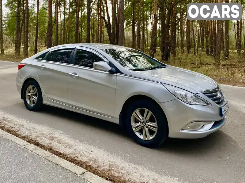 Седан Hyundai Sonata 2013 2 л. обл. Київська, Київ - Фото 1/7