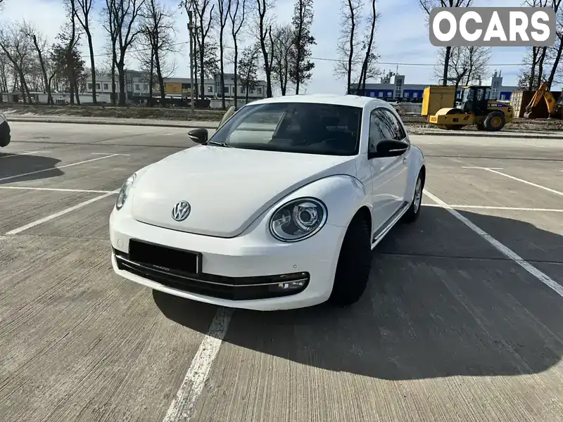 Хэтчбек Volkswagen Beetle 2013 1.4 л. Автомат обл. Киевская, Киев - Фото 1/21