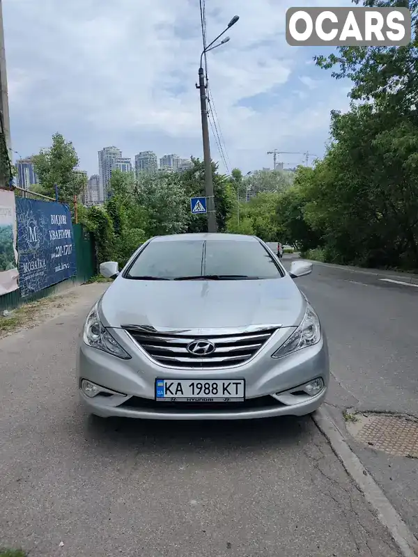 Седан Hyundai Sonata 2014 2 л. обл. Київська, Київ - Фото 1/11