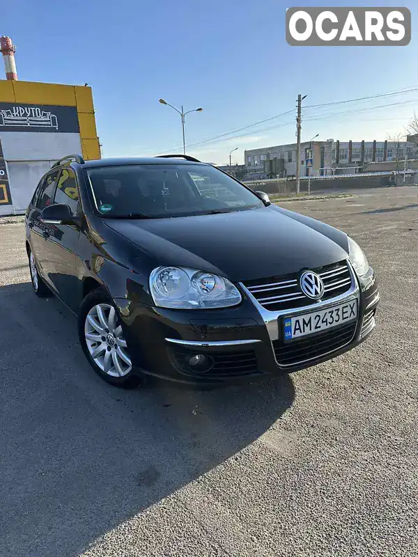 Универсал Volkswagen Golf 2009 1.6 л. Ручная / Механика обл. Закарпатская, Ужгород - Фото 1/15