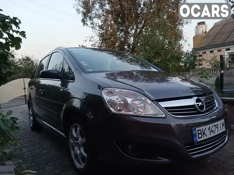 Минивэн Opel Zafira 2008 1.6 л. Ручная / Механика обл. Ровенская, Ровно - Фото 1/21