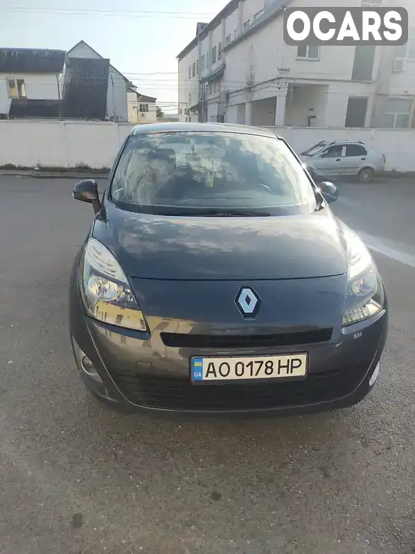 Минивэн Renault Megane Scenic 2011 1.5 л. Ручная / Механика обл. Закарпатская, Мукачево - Фото 1/21