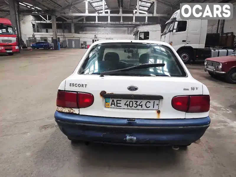 Лифтбек Ford Escort 1996 null_content л. Ручная / Механика обл. Днепропетровская, Днепр (Днепропетровск) - Фото 1/8