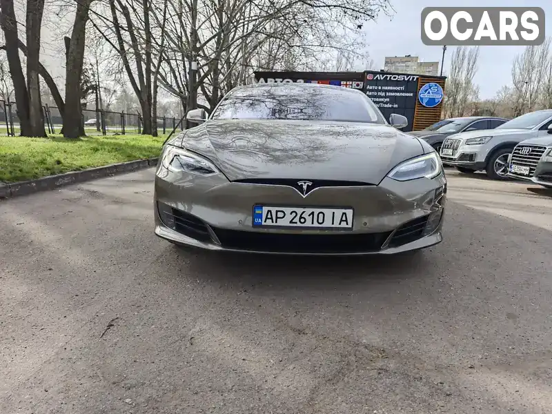 Лифтбек Tesla Model S 2016 null_content л. обл. Запорожская, Запорожье - Фото 1/21