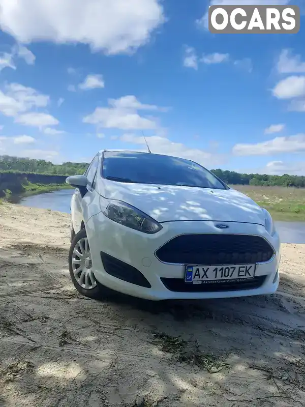 Хэтчбек Ford Fiesta 2016 1.2 л. Ручная / Механика обл. Сумская, Ахтырка - Фото 1/21