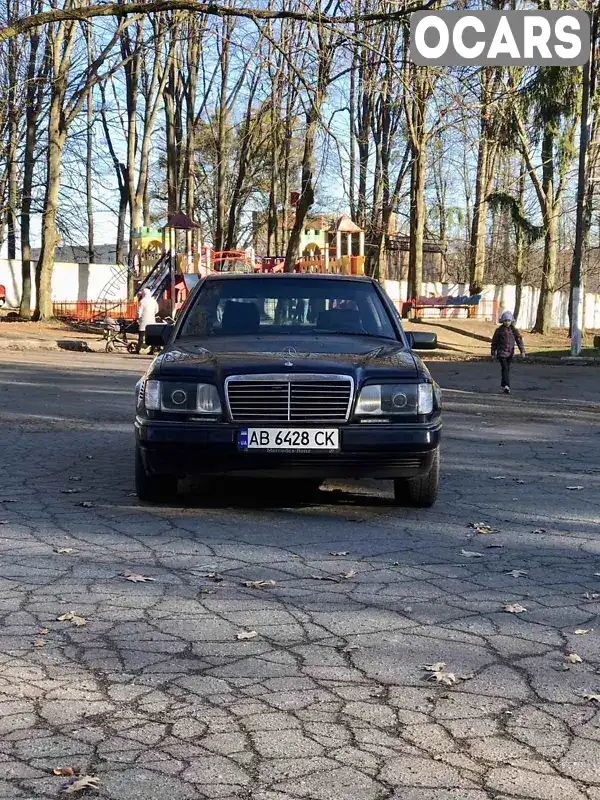 Седан Mercedes-Benz E-Class 1994 2.5 л. Ручная / Механика обл. Винницкая, Жмеринка - Фото 1/10