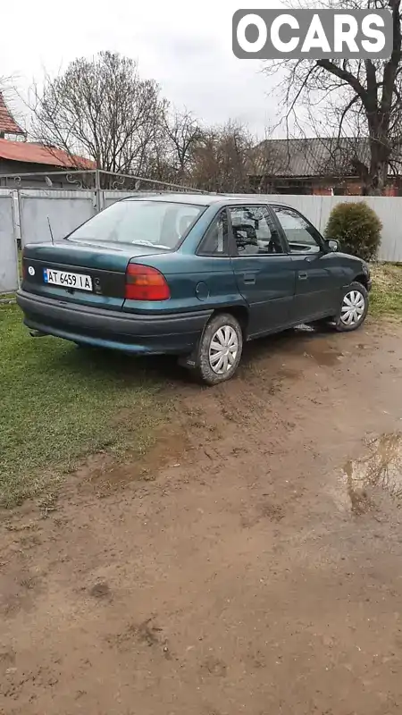 Седан Opel Astra 1995 1.4 л. Автомат обл. Ивано-Франковская, Коломыя - Фото 1/9