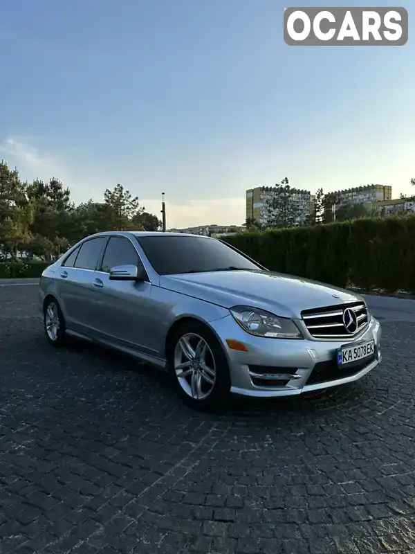 Седан Mercedes-Benz C-Class 2013 1.8 л. Автомат обл. Днепропетровская, Днепр (Днепропетровск) - Фото 1/21