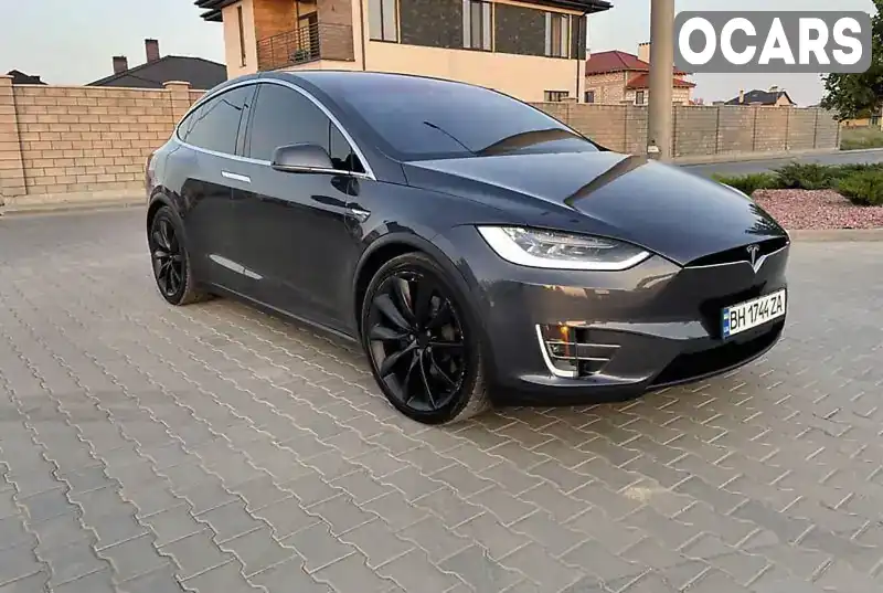 Внедорожник / Кроссовер Tesla Model X 2016 null_content л. Автомат обл. Киевская, Киев - Фото 1/21