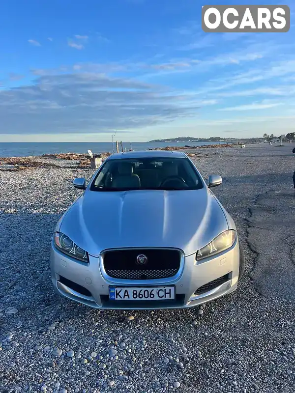 Седан Jaguar XF 2015 2 л. Автомат обл. Киевская, Киев - Фото 1/4