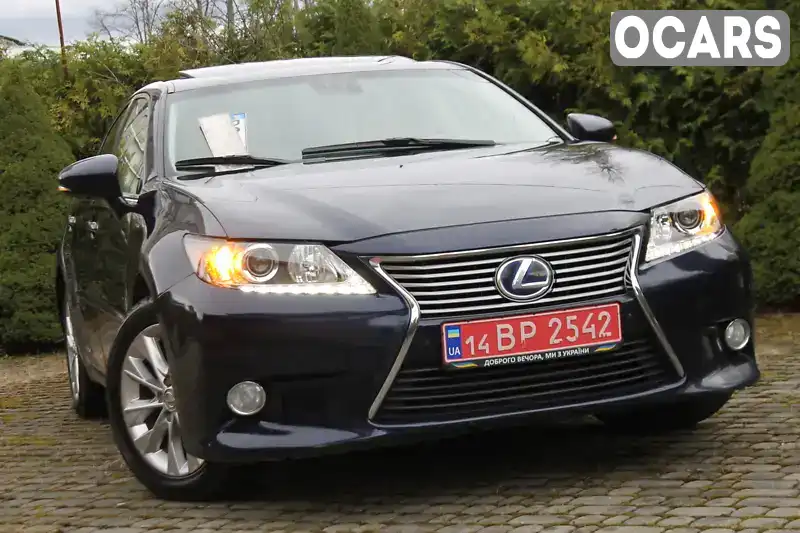 Седан Lexus ES 2012 2.5 л. Автомат обл. Львовская, Дрогобыч - Фото 1/21