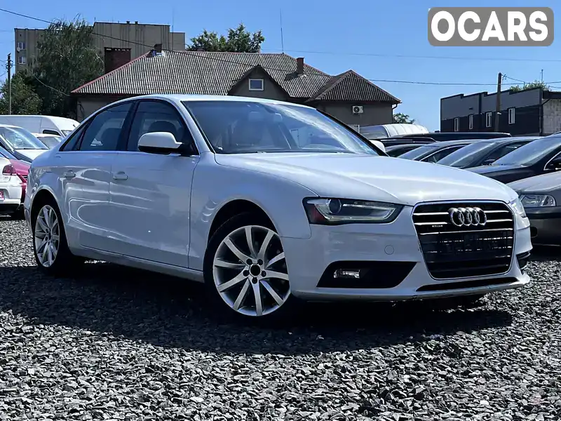 Седан Audi A4 2012 2 л. Автомат обл. Волынская, Нововолынск - Фото 1/21