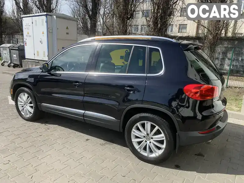 Внедорожник / Кроссовер Volkswagen Tiguan 2012 1.98 л. Автомат обл. Киевская, Киев - Фото 1/17