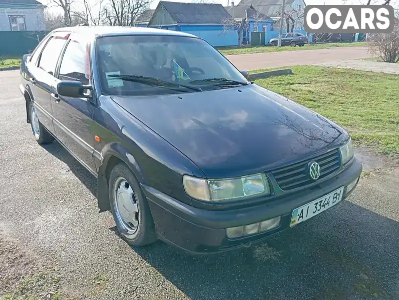 Седан Volkswagen Passat 1994 1.78 л. Ручная / Механика обл. Киевская, Яготин - Фото 1/10