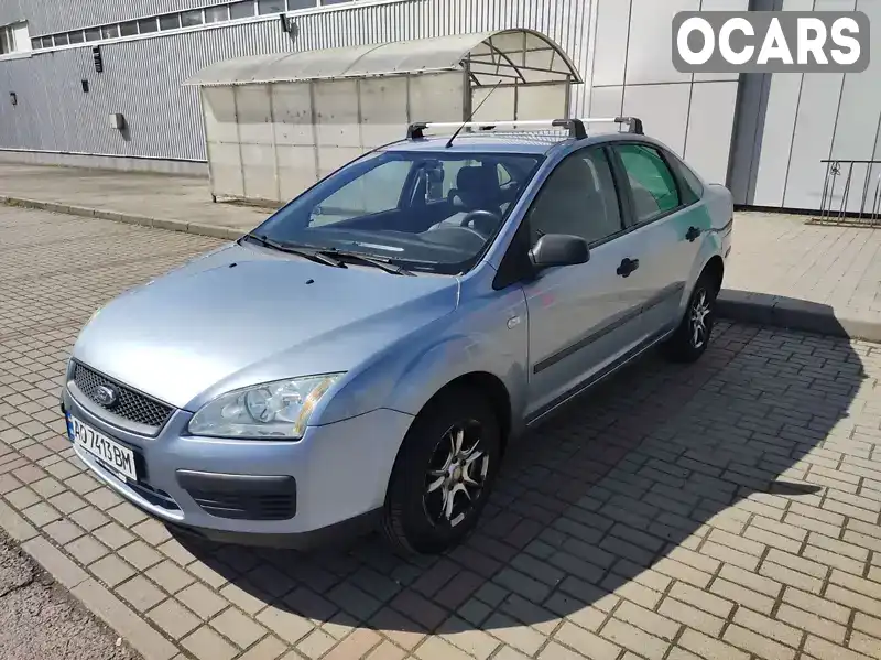 Седан Ford Focus 2005 1.4 л. Ручна / Механіка обл. Закарпатська, Ужгород - Фото 1/14