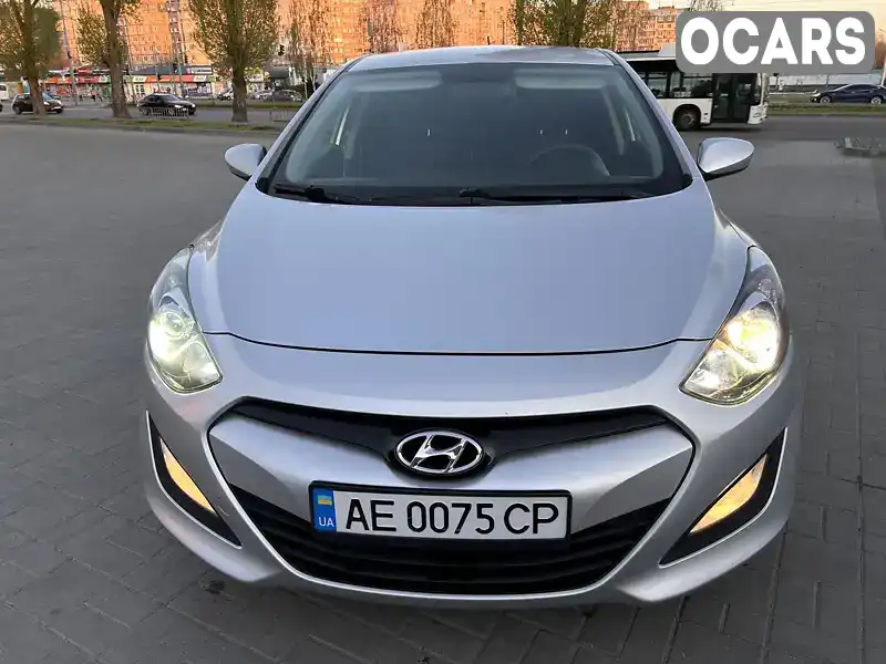 Хэтчбек Hyundai i30 2014 1.58 л. Ручная / Механика обл. Днепропетровская, Днепр (Днепропетровск) - Фото 1/21