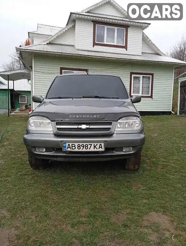 Внедорожник / Кроссовер Chevrolet Niva 2004 1.69 л. Ручная / Механика обл. Ивано-Франковская, Коломыя - Фото 1/21