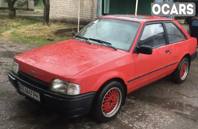 Хетчбек Ford Escort 1987 1.3 л. Ручна / Механіка обл. Дніпропетровська, Вільногірськ - Фото 1/12