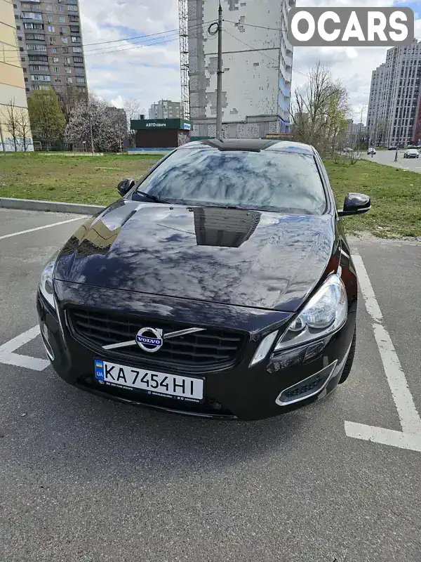 Седан Volvo S60 2010 3 л. Автомат обл. Киевская, Киев - Фото 1/21