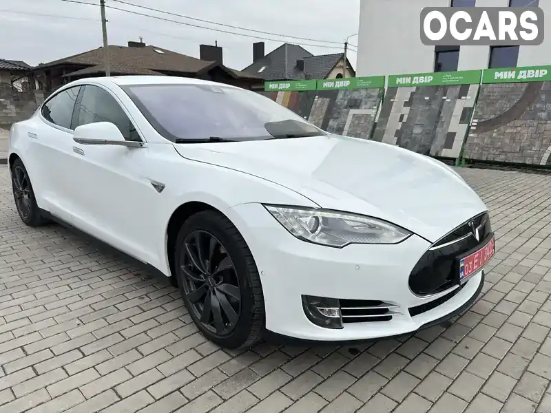 Ліфтбек Tesla Model S 2015 null_content л. Автомат обл. Рівненська, Рівне - Фото 1/21