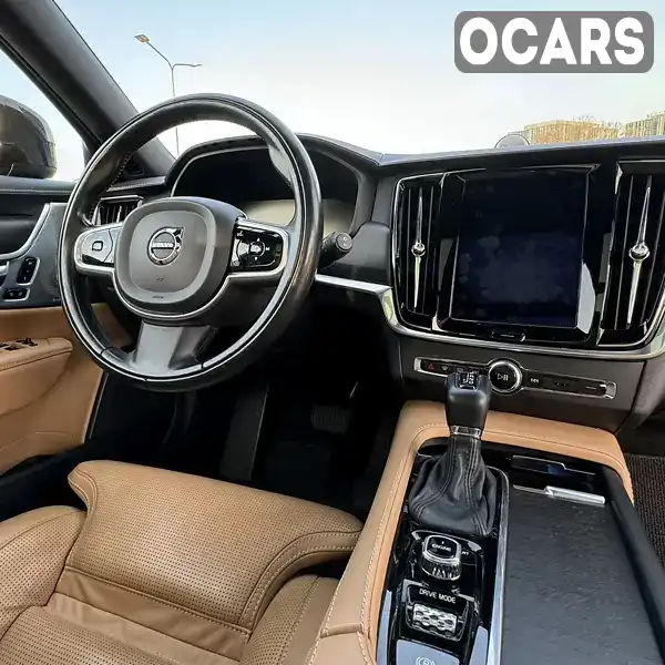 Универсал Volvo V90 Cross Country 2017 1.97 л. Автомат обл. Киевская, Киев - Фото 1/21