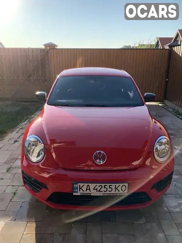 Хетчбек Volkswagen Beetle 2018 2 л. Автомат обл. Київська, Київ - Фото 1/11