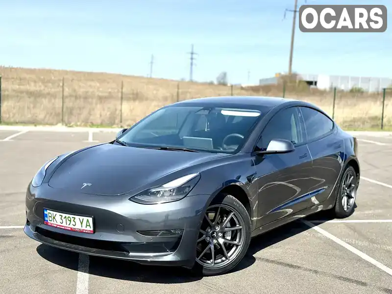 Седан Tesla Model 3 2022 null_content л. Автомат обл. Ровенская, Ровно - Фото 1/18