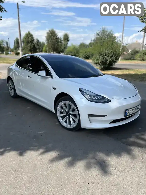 Седан Tesla Model 3 2018 null_content л. Автомат обл. Черкасская, Золотоноша - Фото 1/21
