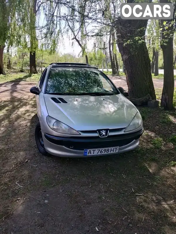 Хетчбек Peugeot 206 2000 1.4 л. Ручна / Механіка обл. Івано-Франківська, Івано-Франківськ - Фото 1/14