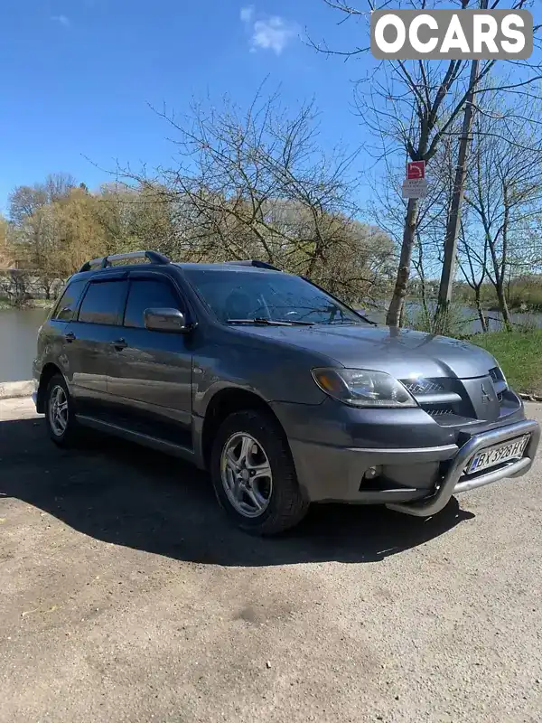 Внедорожник / Кроссовер Mitsubishi Outlander 2004 2.38 л. Автомат обл. Хмельницкая, Шепетовка - Фото 1/12