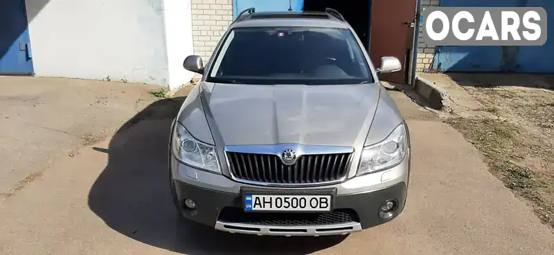 Універсал Skoda Octavia Scout 2010 1.8 л. Ручна / Механіка обл. Донецька, Краматорськ - Фото 1/20