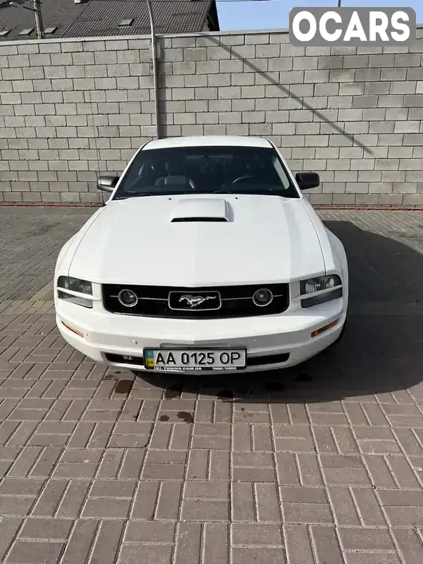 Купе Ford Mustang 2007 4 л. Автомат обл. Киевская, Киев - Фото 1/8