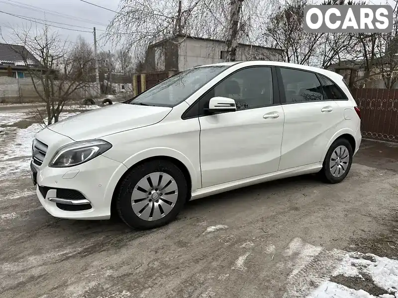 Хетчбек Mercedes-Benz B-Class 2015 null_content л. Автомат обл. Київська, Київ - Фото 1/9