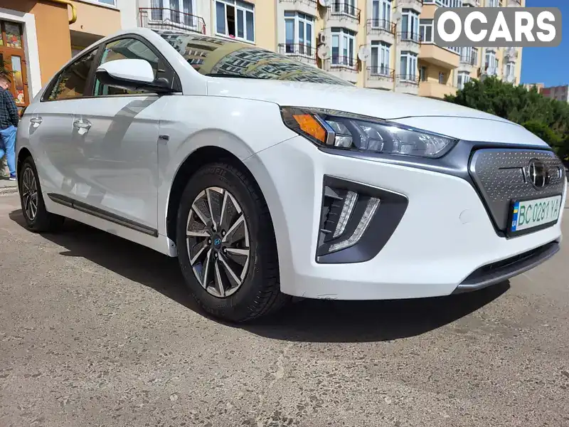 Ліфтбек Hyundai Ioniq 2020 null_content л. Варіатор обл. Львівська, Львів - Фото 1/21