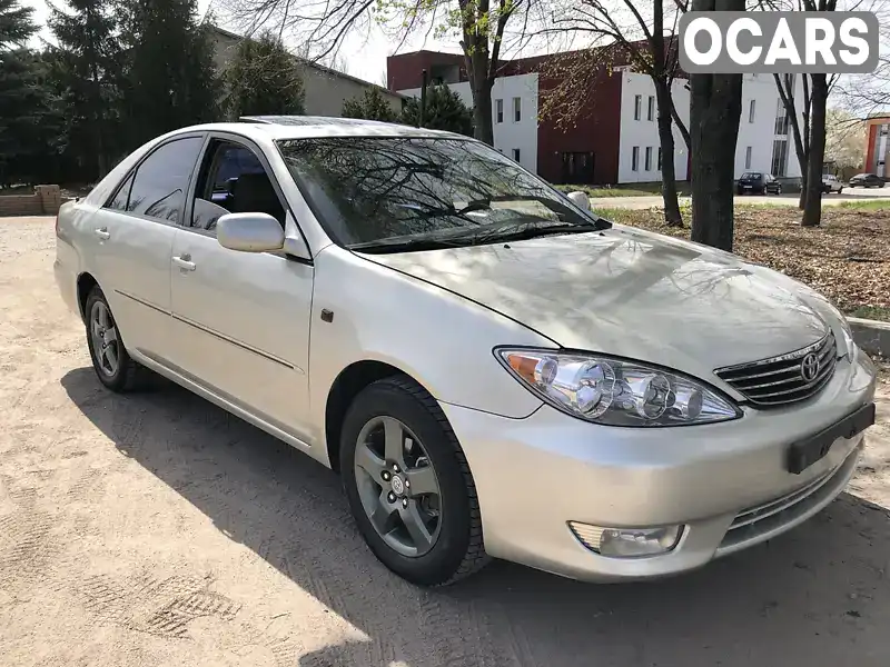 Седан Toyota Camry 2005 2.36 л. Автомат обл. Харьковская, Харьков - Фото 1/13