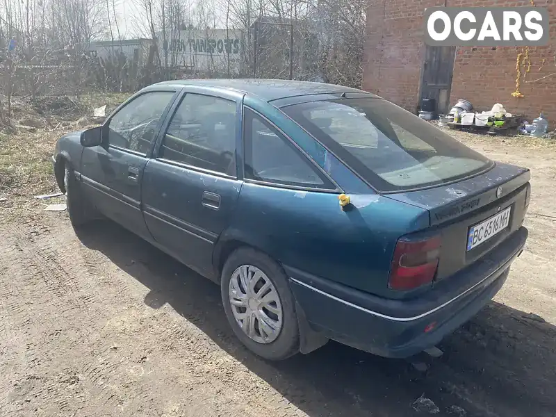 Лифтбек Opel Vectra 1995 2 л. Ручная / Механика обл. Сумская, Кролевец - Фото 1/15