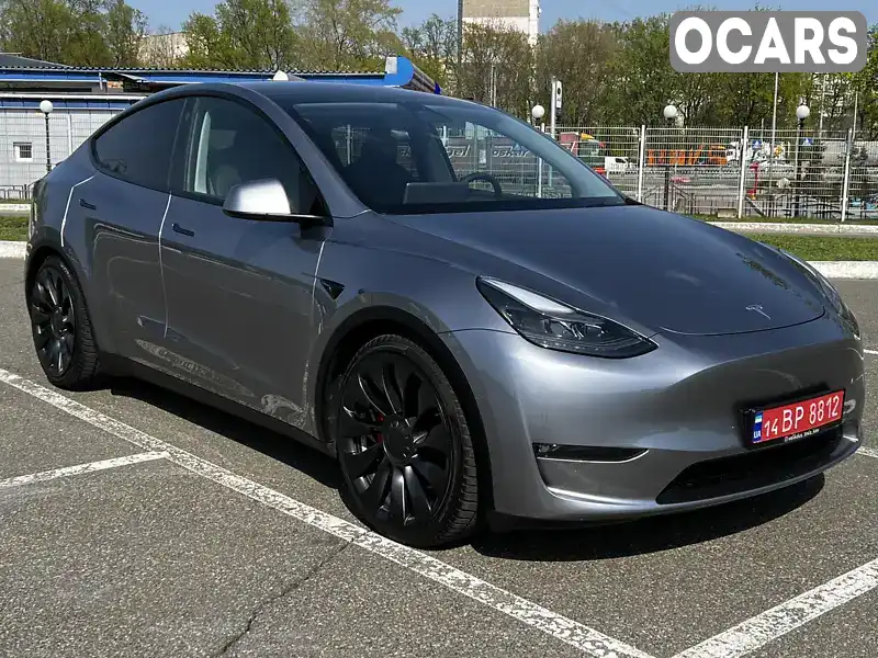 Внедорожник / Кроссовер Tesla Model Y 2023 null_content л. Автомат обл. Киевская, Киев - Фото 1/21