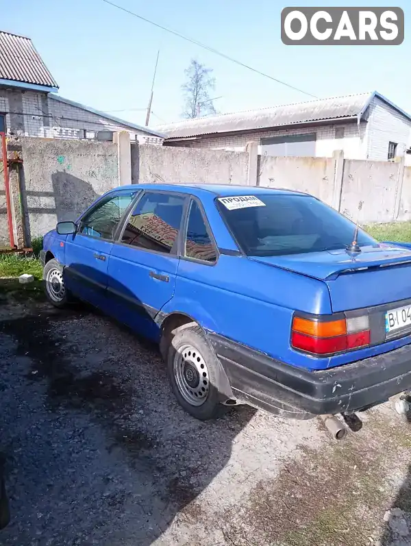 Седан Volkswagen Passat 1988 1.8 л. обл. Полтавська, Хорол - Фото 1/11