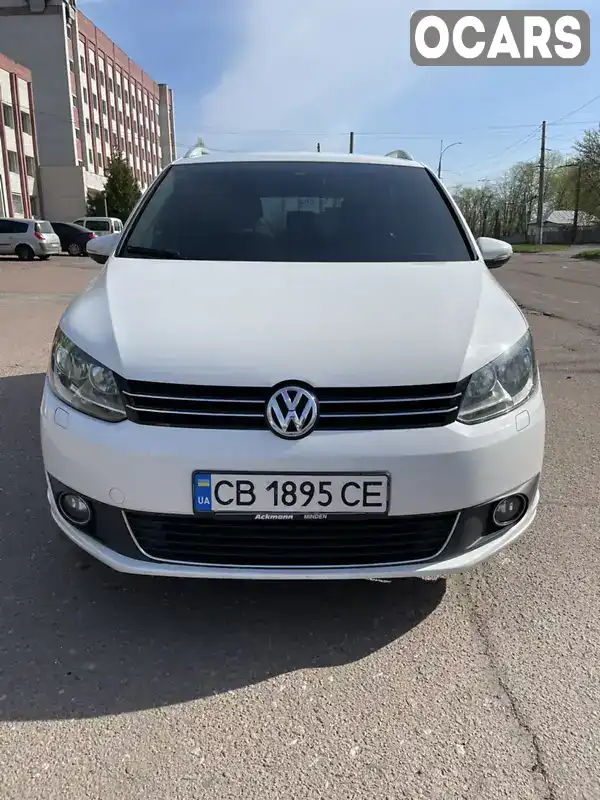 Мінівен Volkswagen Touran 2011 1.97 л. Автомат обл. Чернігівська, Чернігів - Фото 1/12