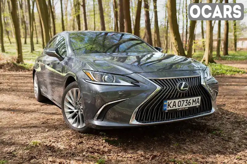 Седан Lexus ES 2022 2.5 л. Варіатор обл. Львівська, Львів - Фото 1/21