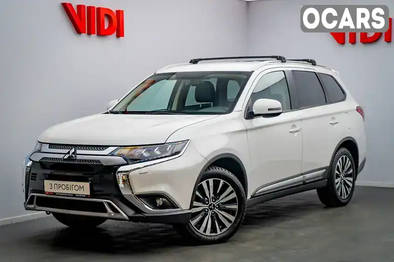 Позашляховик / Кросовер Mitsubishi Outlander 2020 2.4 л. Автомат обл. Київська, Київ - Фото 1/21