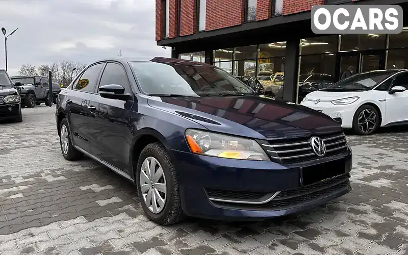 Седан Volkswagen Passat 2013 2.49 л. Автомат обл. Винницкая, Черновцы - Фото 1/8