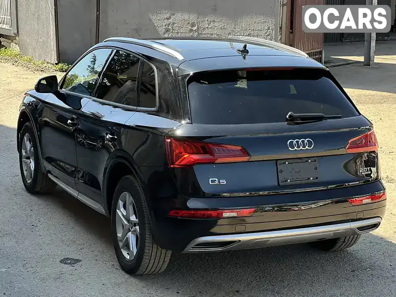 Позашляховик / Кросовер Audi Q5 2018 2 л. Автомат обл. Львівська, Стрий - Фото 1/21