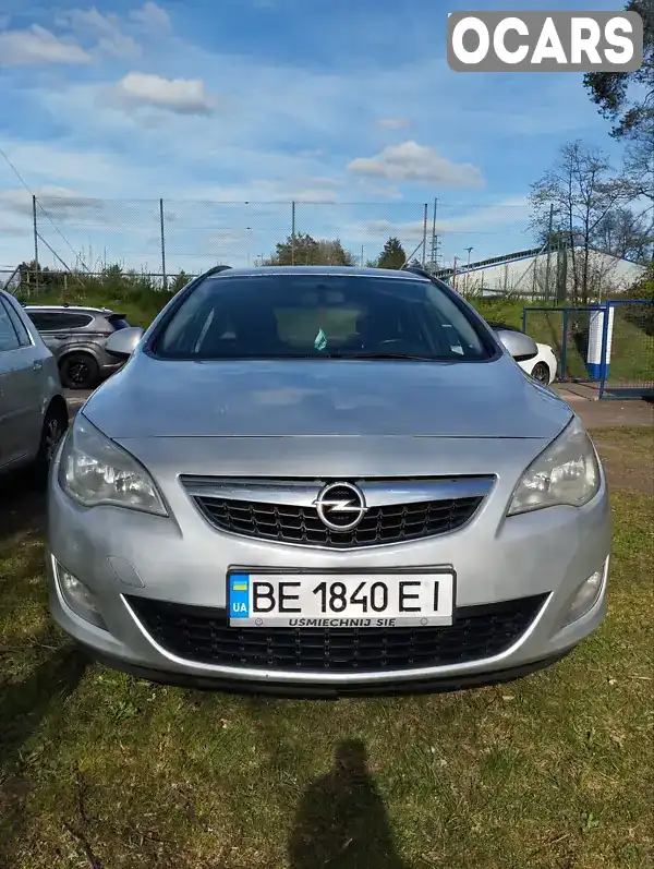 Универсал Opel Astra 2011 1.69 л. Ручная / Механика обл. Николаевская, Николаев - Фото 1/21