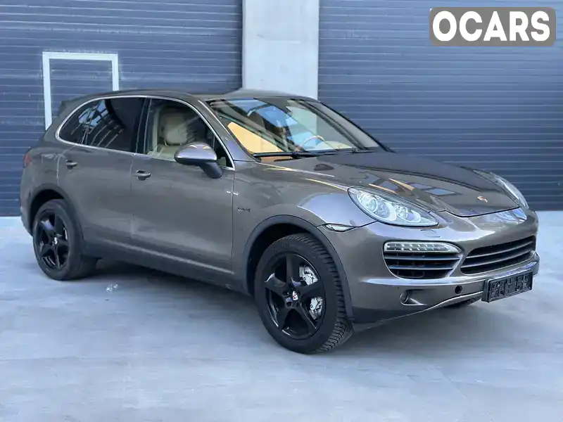 Внедорожник / Кроссовер Porsche Cayenne 2010 3 л. Автомат обл. Киевская, Киев - Фото 1/9