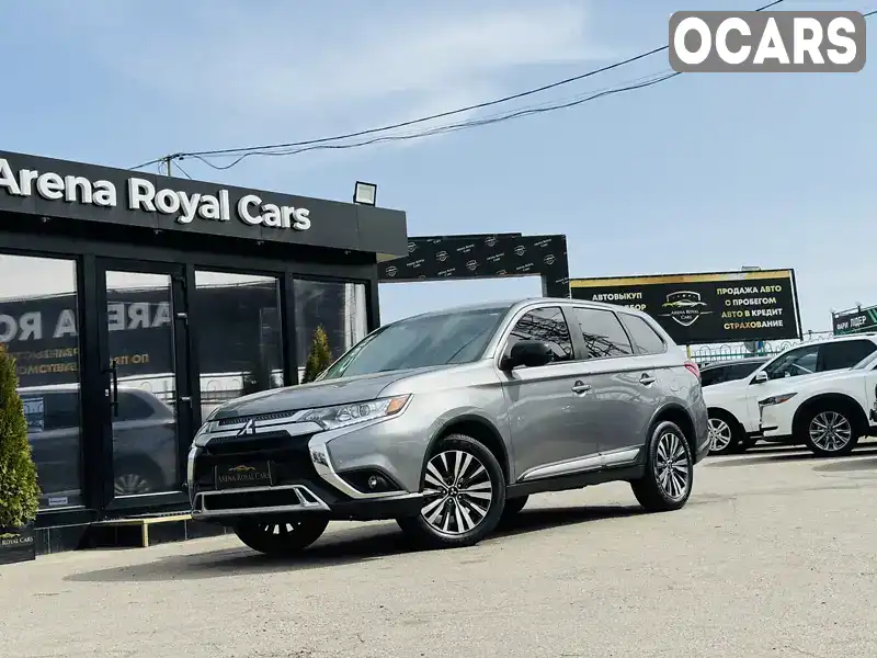 Позашляховик / Кросовер Mitsubishi Outlander 2020 2.36 л. Автомат обл. Харківська, Харків - Фото 1/21