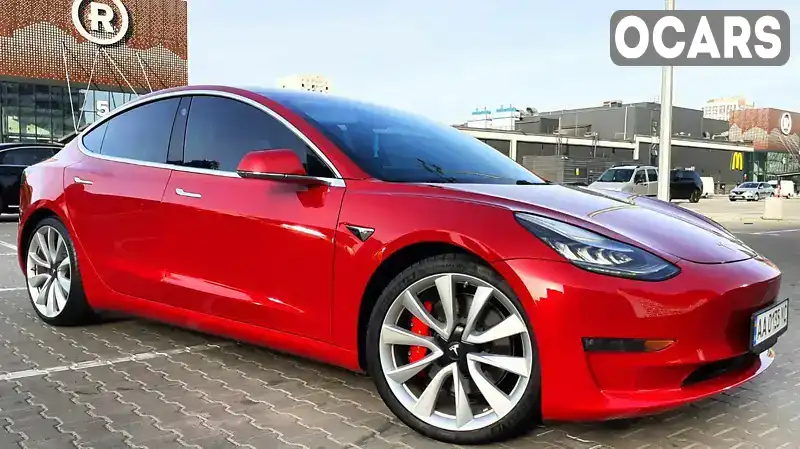 Седан Tesla Model 3 2018 null_content л. Автомат обл. Київська, Київ - Фото 1/11