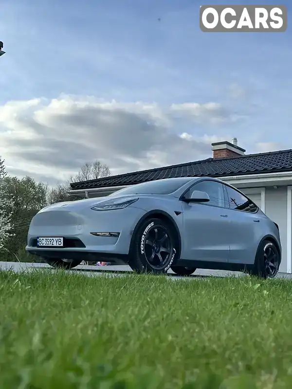 Внедорожник / Кроссовер Tesla Model Y 2021 null_content л. Автомат обл. Львовская, Львов - Фото 1/20