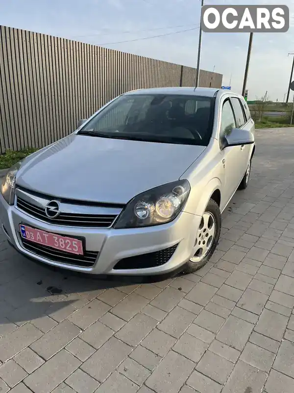 Универсал Opel Astra 2010 1.7 л. Ручная / Механика обл. Тернопольская, Тернополь - Фото 1/21